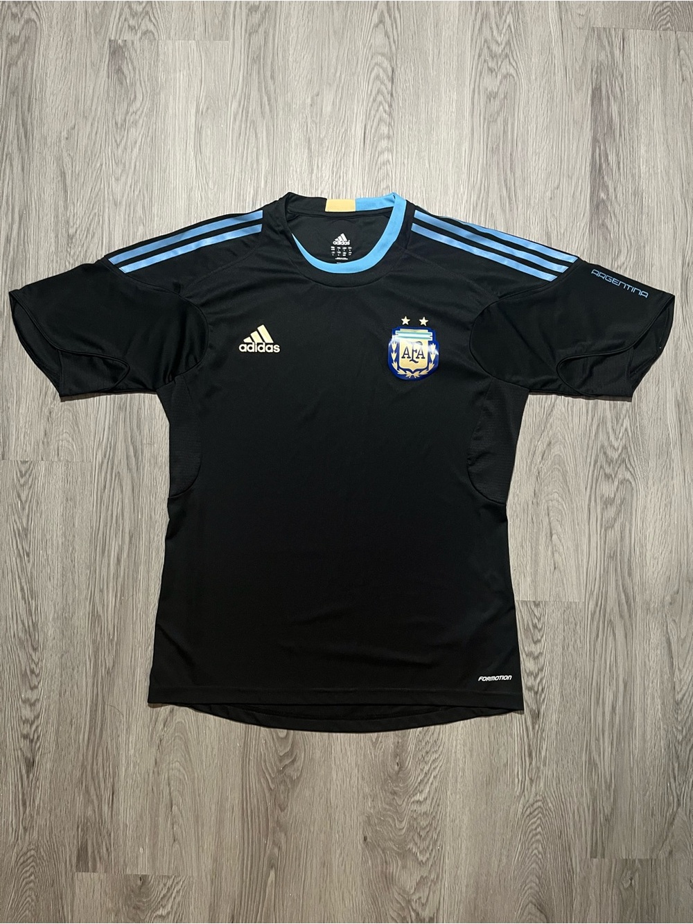 Vintage Argentina Adidas soccer jersey 2009/2010 men’s large national team ￼